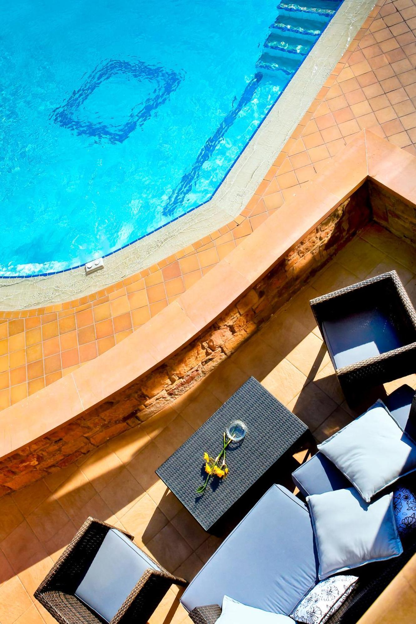 Sea View Resorts & Spa Karfás Buitenkant foto