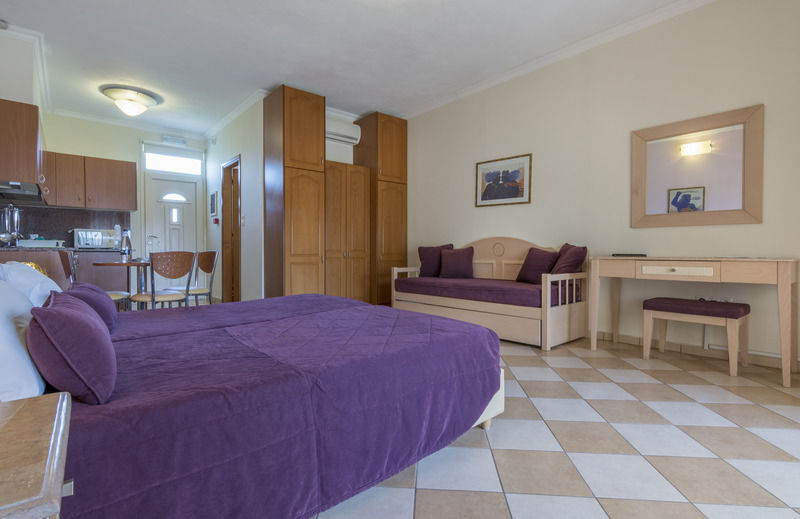 Sea View Resorts & Spa Karfás Buitenkant foto